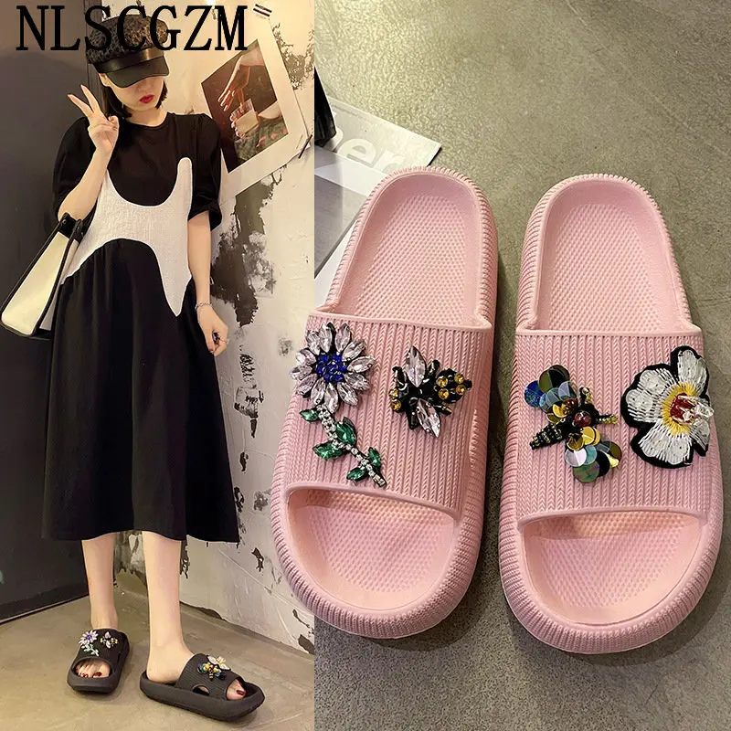 

Сланцы женские на платформе, роскошные шлепанцы с кристаллами, летняя обувь