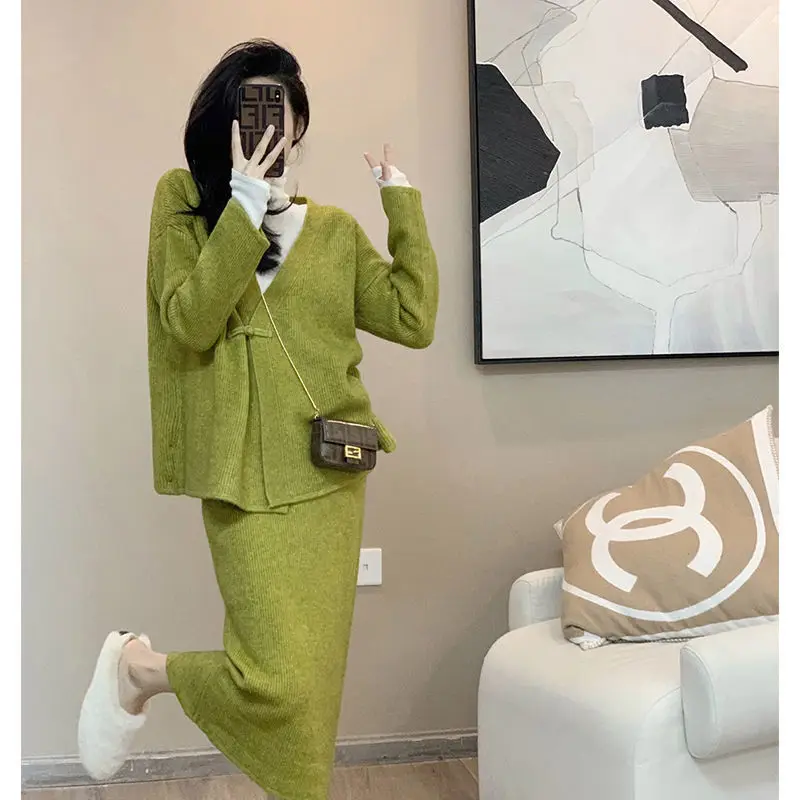 

2022 Spring Autumn Fashion Women's Knitting Elegant Costume V-neck Pullover Sweaters + Straight Skirts Two-Piece Sets Female B91