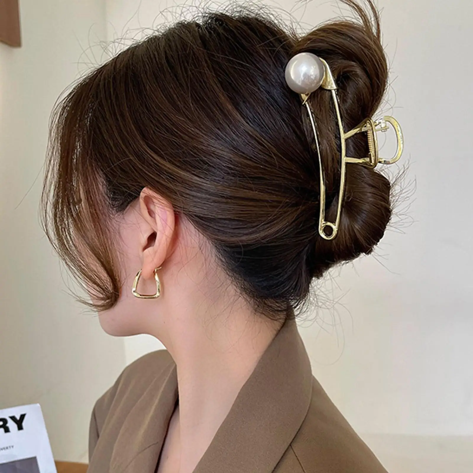 

Металлическая заколка для волос M1Q8, элегантная заколка с большим ощущением акулы, аксессуары для волос, летний головной убор, простой аксес...