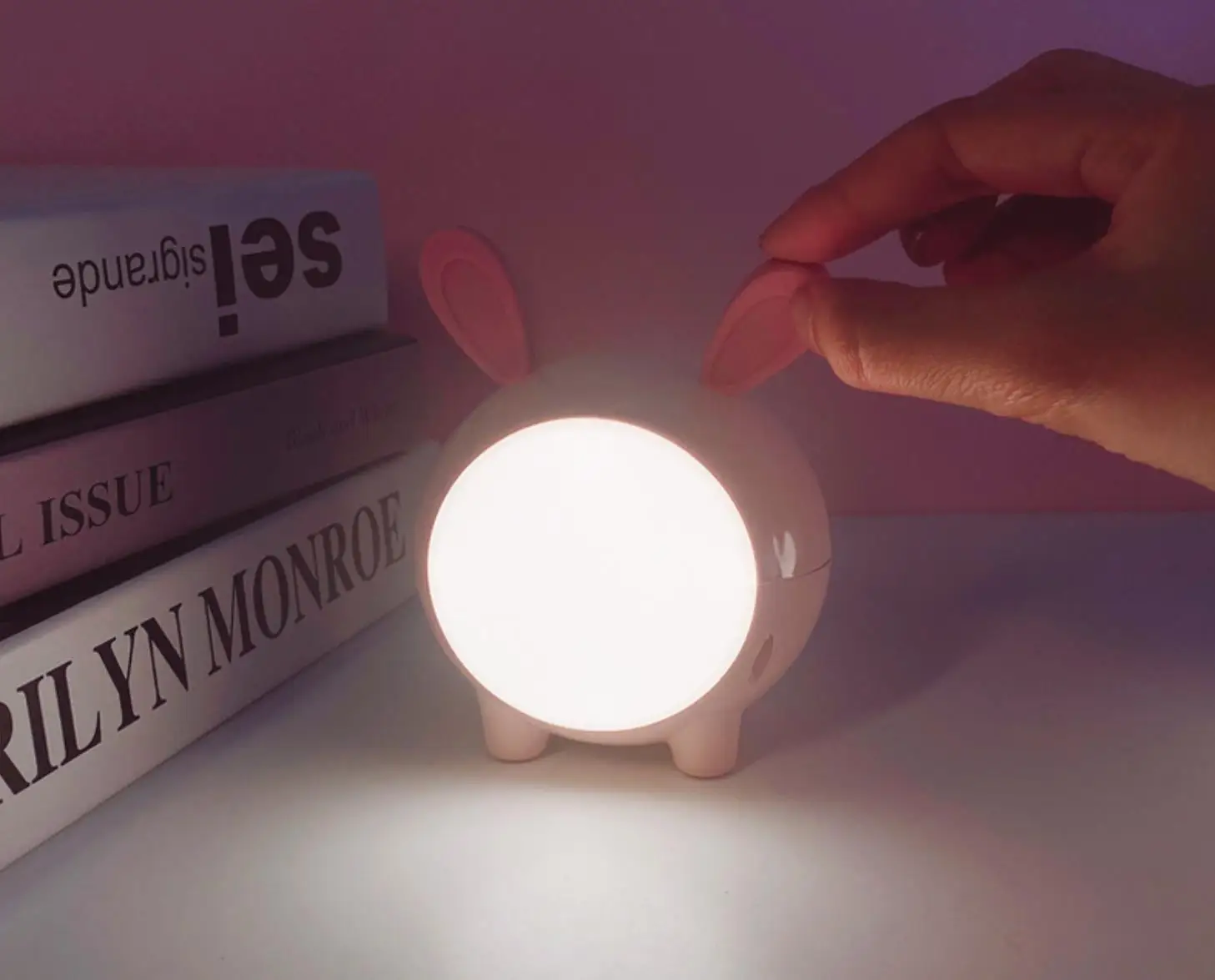 

Rechargeable LED Night Light creative eye protection bedroom