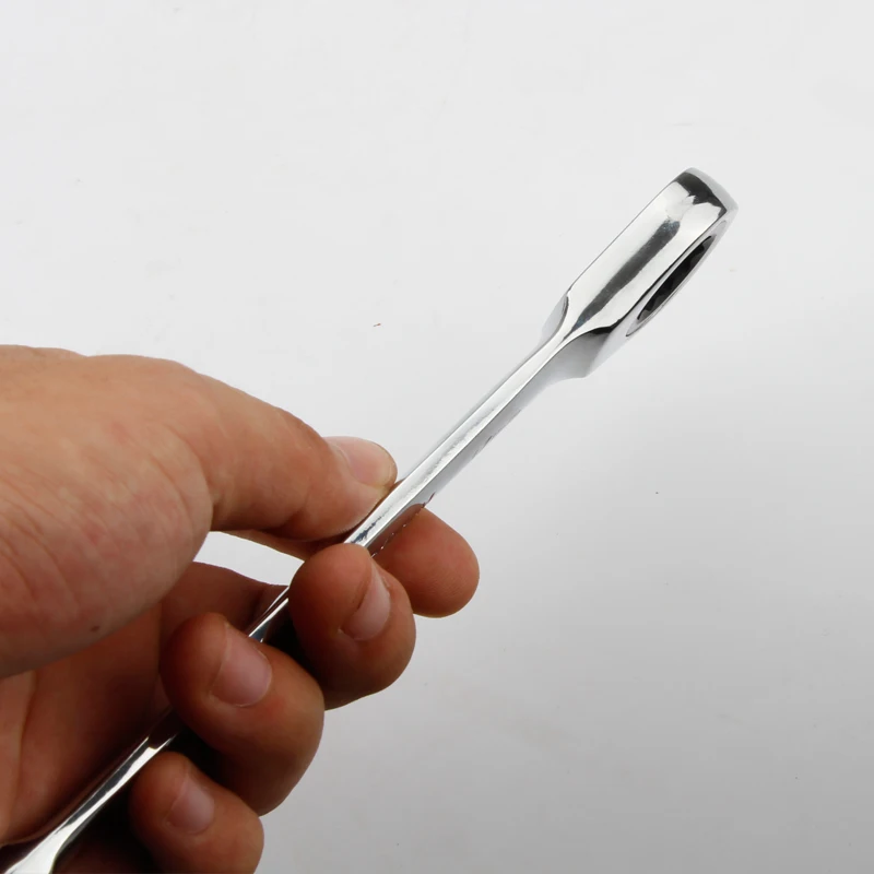 Набор комбинированных гаечных ключей с храповым механизмом 8-9-10-12-13-14-15-16-17-18-19 мм