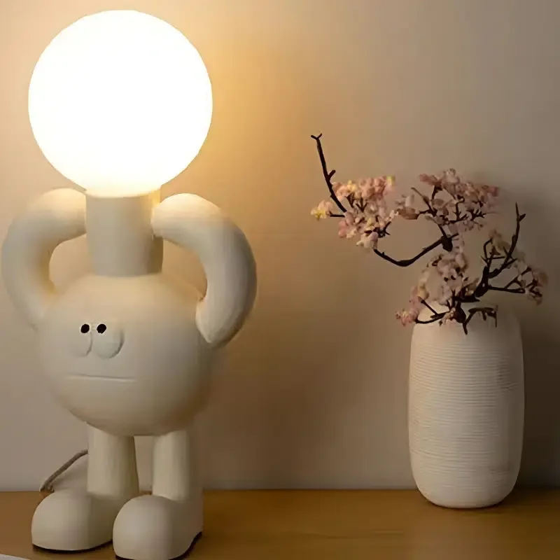 

HMTX Cute Studded Desktop Table Lamp