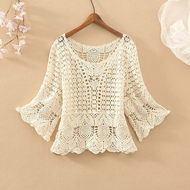 Lady Spring Summer 2021 Fashion New Loose Five-point Sleeve Short Round Neck Solid Color Plaid Casual Female Hollow Out Lace Top