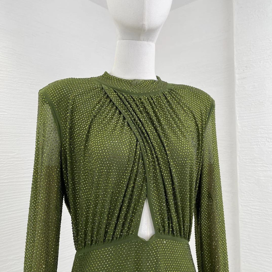 Рисунок 3 - Женское драпированное платье с драпировкой