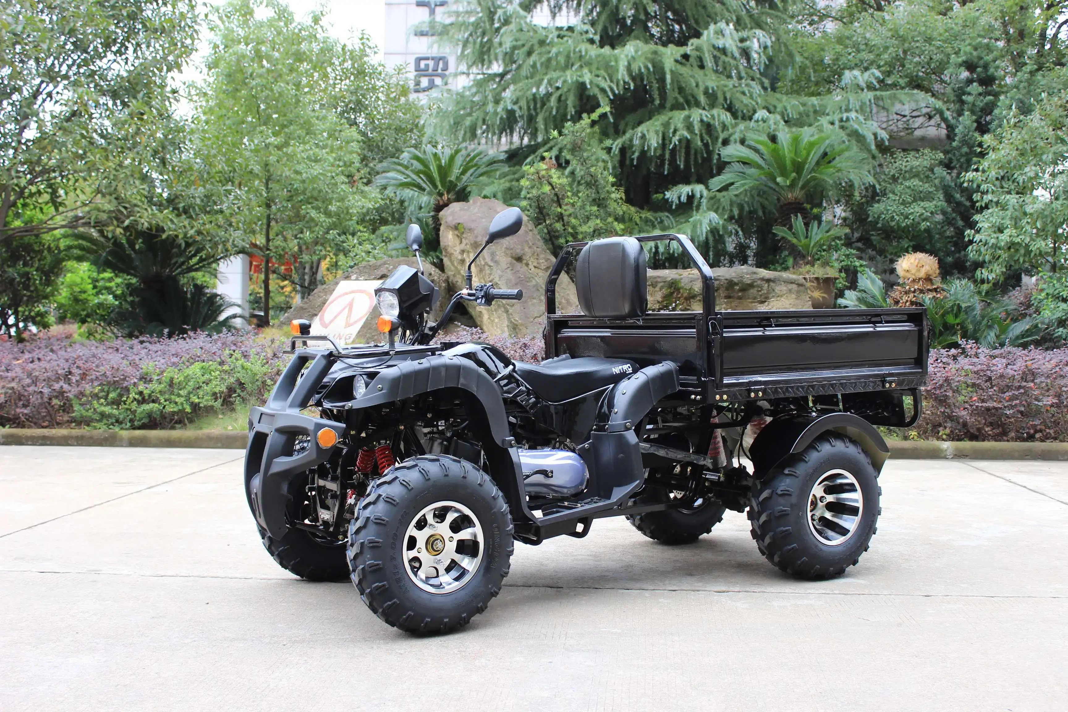 Грузовой квадроцикл в москве. Грузовой квадроцикл в москве. Armada atv 200b-1 с кузовом грузовой квадроцикл. Квадроцикл с кузовом jinling dumper 200cc. Грузовой квадроцикл в москве.