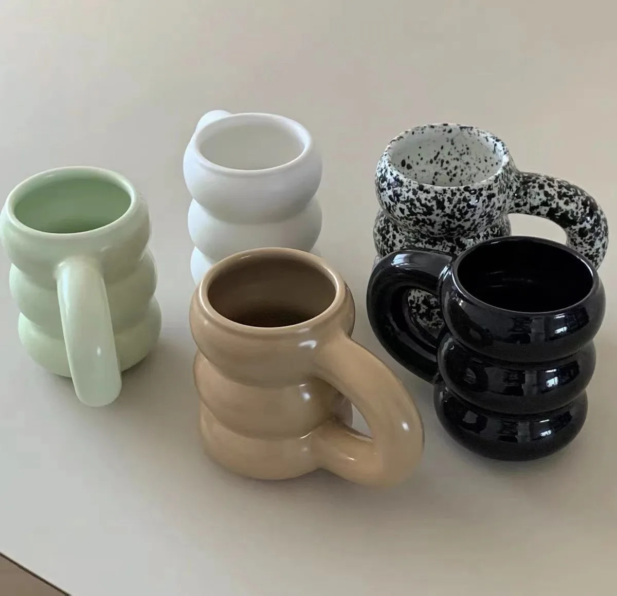 

Creative Water Cup Ceramic Mug Nordic Coffee Cups with Big Handrip Colored Ceramics Big Juice Mugs Tire shape cup
