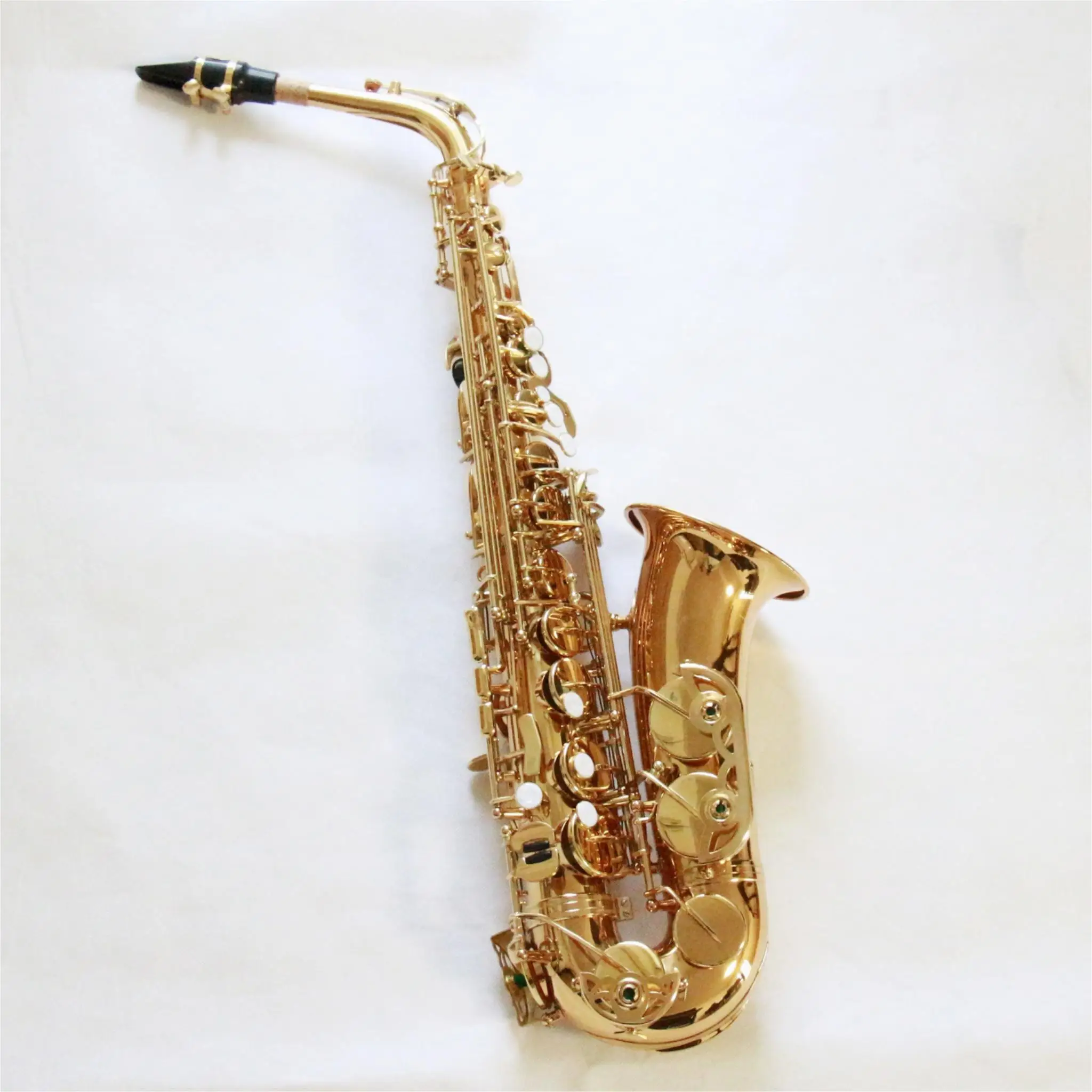 Sax end. Артикул soprano 104. Саксофон референс. Саксофон черный с серебром. Принадлежности для саксофона.