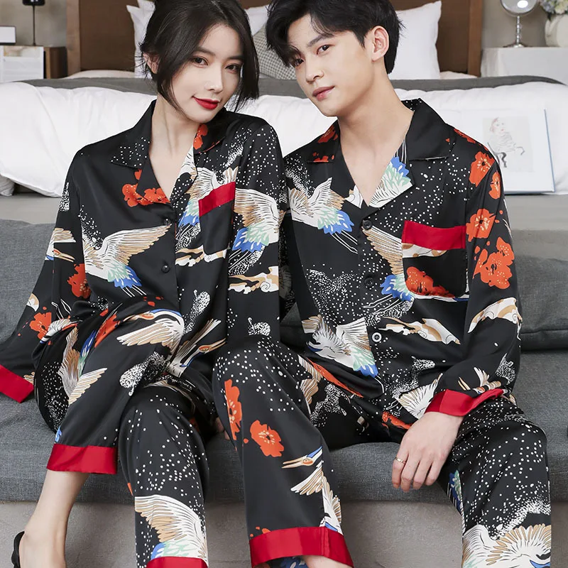 

Couple Spring Autumn Crane Printed Satin Pajamas Sleepwear Buttons Shirt Pants Pyjamas Women Men Loungewear Homewear