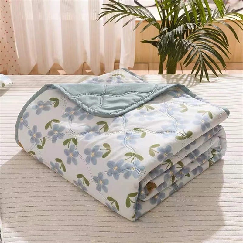 Летнее одеяло из мытого хлопка удобное мягкое с принтом в виде листьев покрывало