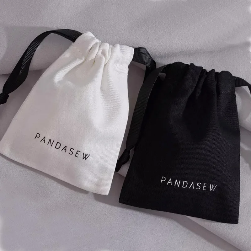 Сумка черная на шнурке с логотипом ювелирных изделий заказ высота 8x10 см Размер 9x12