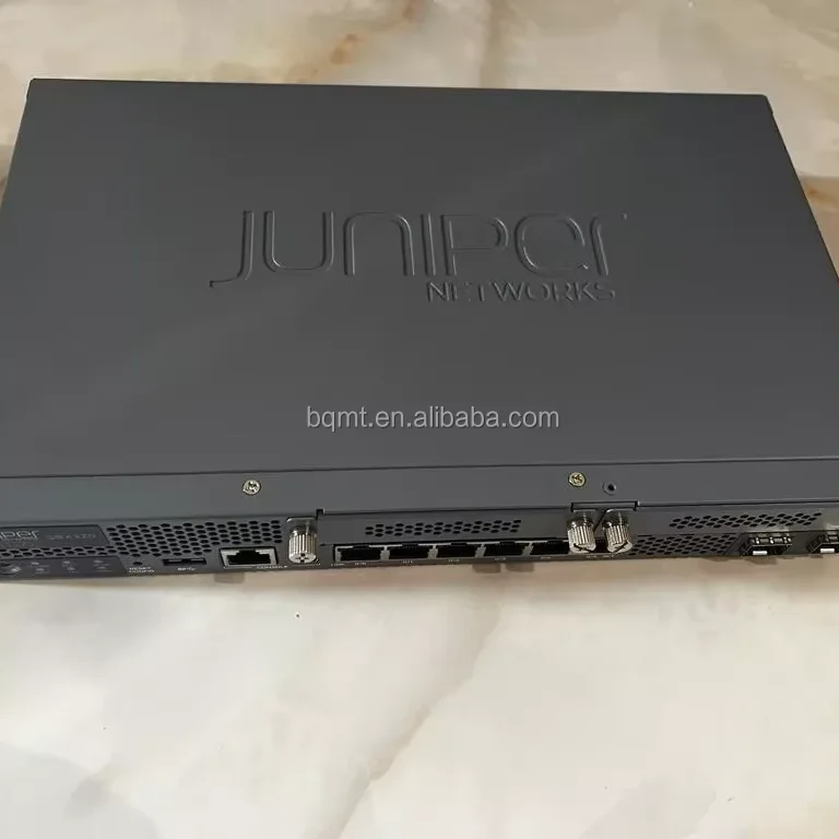 Фото Межсетевой экран Juniper SRX320 Enterprise VPN с 1-летней гарантией, новый, в наличии (SRX320-SYS-JB, SRX320-RMKO) №2