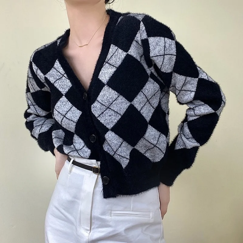 

Retro soft waxy rhombus slim slimming short V-neck knitted cardigan women