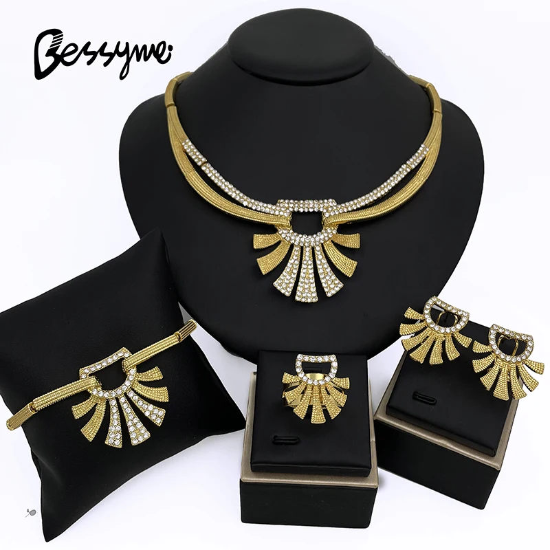 

Unique Dubai 18K Gold Plated Jewelry Set Vintage Women Necklace Bracelet Earring Ring Full Jewelry Set Wedding Party Accessoires