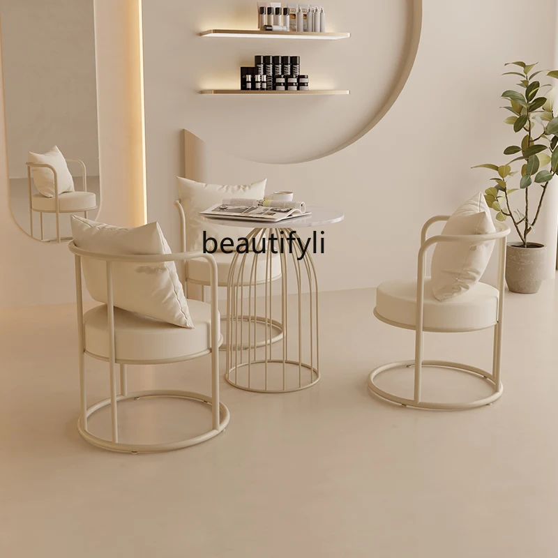 Маленький диван для салона красоты кремовый стиль Искусственный роскошный стол