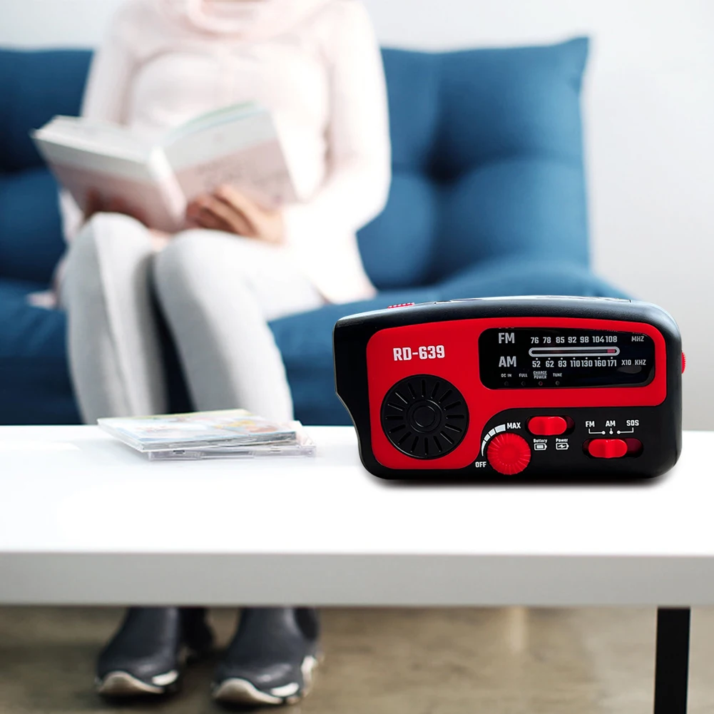 rd639 solar hand crank radio receiver sos alarm portable mobile phone charger amfm radio with flashlight for outdoor emergency free global shipping