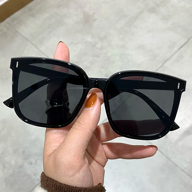 

2022 Classic Vintage Square Sunglasses Women Oversized Sunglasses Women Retro Black Luxury Sun Glasses UV400 Fishing Sunglass