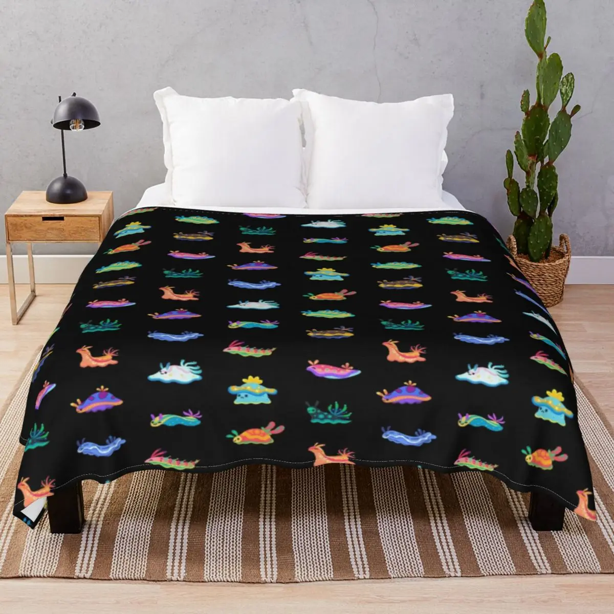 Sea Slug Black Blankets Fleece Autumn/Winter Lightweight Throw Blanket for Bed Home Couch Travel Office