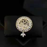creative hollow disc brooch round flower womens high end suit corsage sweater cardigan pin crystal ornament jewelry party pins
