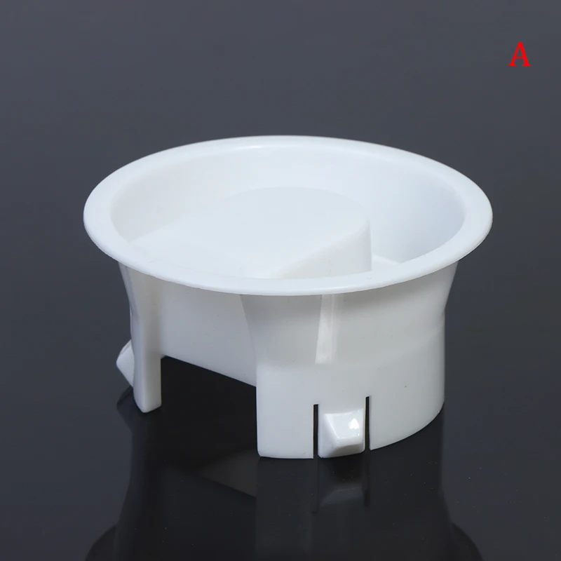 

Пластиковая крышка для кувшина белого цвета