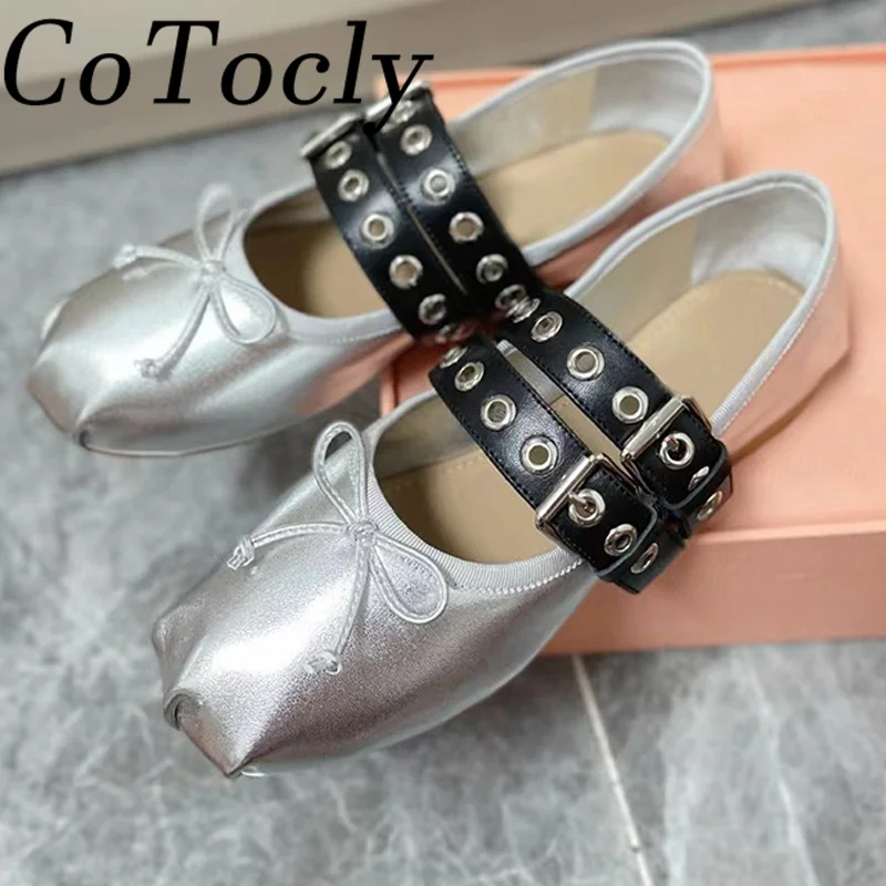 

Женские модельные балетки из натуральной кожи с круглым носком