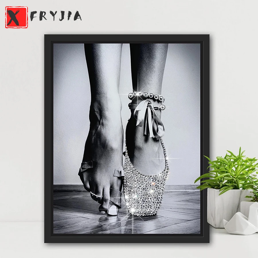 

Diamond Mosaic Black and white art of ballet girls Picture Diamond Painting Cross Stitch Embroidery Needlework Wal