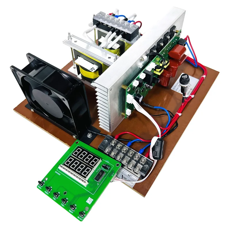 Ультразвуковой генератор мощности 28-40 кГц 3000 Вт для промышленной ультразвуковой