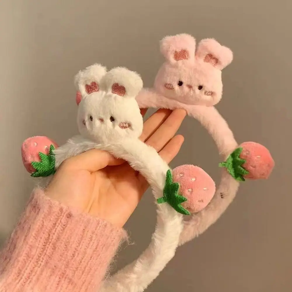 

Plush Cartoon Headband Hair Accessories Korean Style Strawberry Bear Hair Hoop Hairbands Headpiece Cute Hair Hoop
