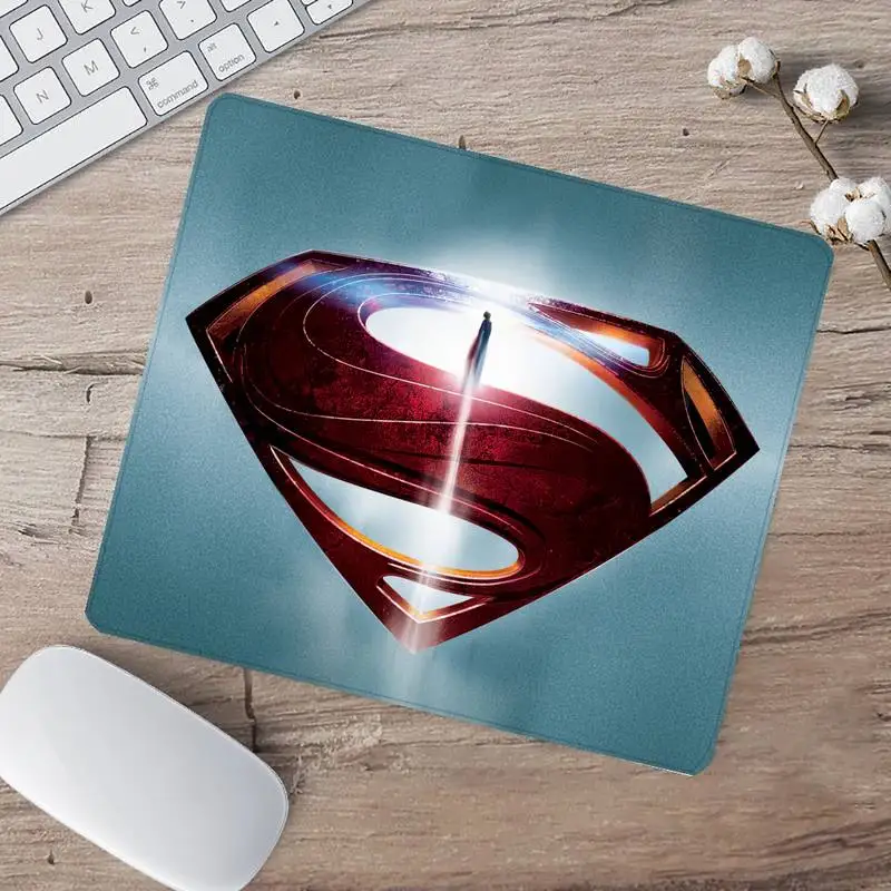 

DC Hero superwoman superman Natural Rubber Gaming mousepad Desk Mat Mouse Pad Anti-student Office Desktop Non-slip Pad 18x22cm