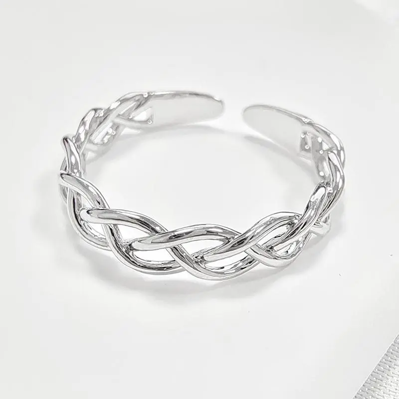 

European and American Hollow Cross Ring Female Niche Design Exquisitely Woven Literary Plain Ring Student Simple Hand Jewelry