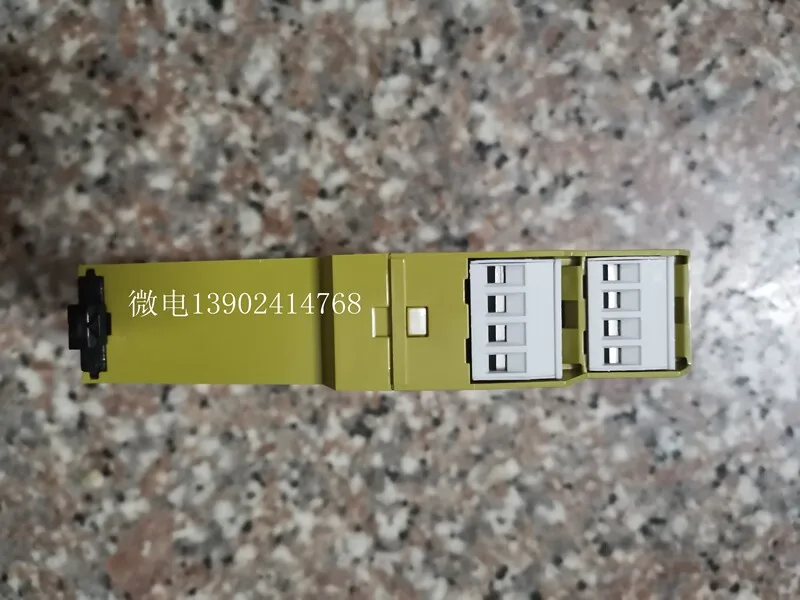 Фото Модуль безопасности LNTECH SR4P3A1B24, датчик двери, аварийная остановка SR4P2A1B24 №3