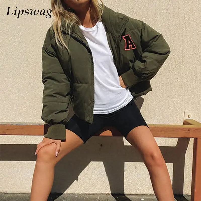 

Женская зимняя куртка на молнии, с воротником-стойкой и карманами