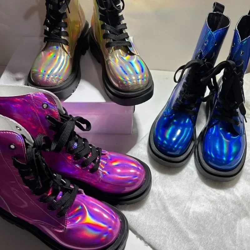 

Дизайнерские женские ботинки, новинка 2023, модные и красивые женские ботинки на массивном каблуке и платформе, уличные модные ботинки со шнуровкой