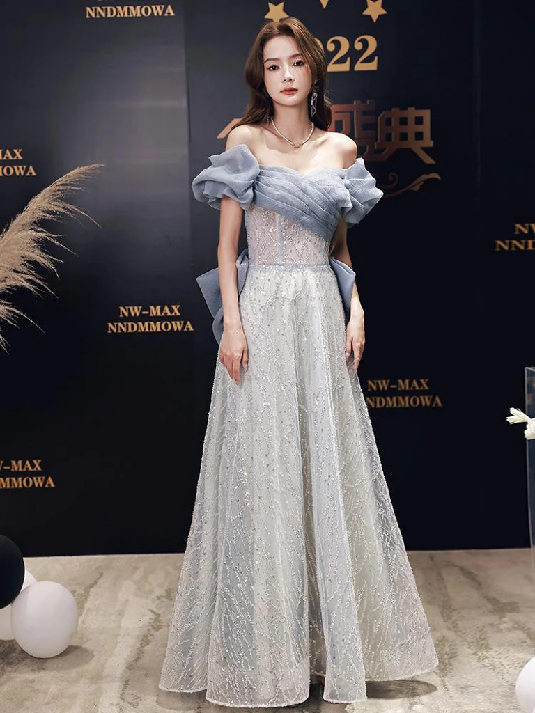 

Женское вечернее платье с открытыми плечами, серое блестящее ТРАПЕЦИЕВИДНОЕ ПЛАТЬЕ с вырезом лодочкой и съемным бантом