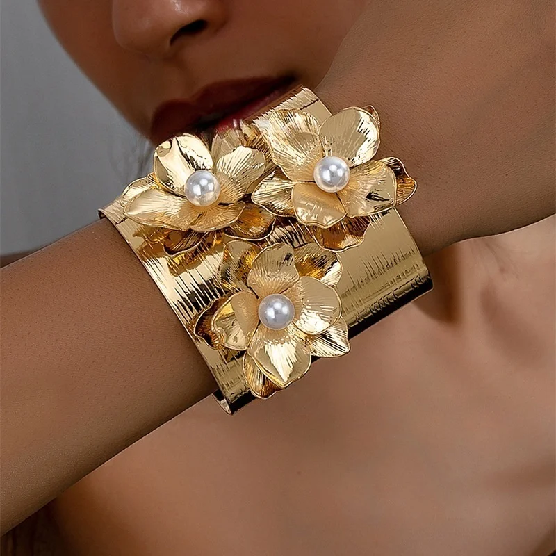 Браслет-манжета с искусственным жемчугом и цветком простые модные ручные