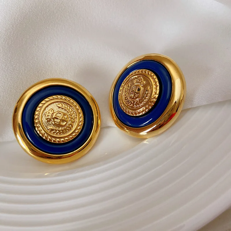 

Европейские и американские ретро металлические пуговицы синий значок японские и корейские женские серьги