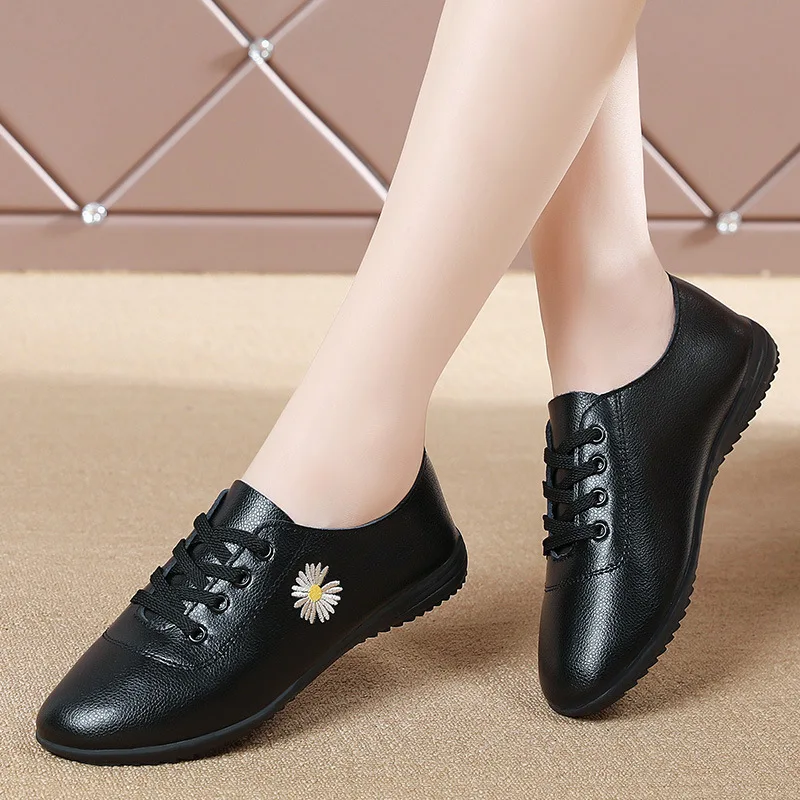 New Women's Flat Leather Shoes Designer Vulcanized Shoes Summer Breathable Solid Color Casual Shoes for 2023zapatos Para Mujeres