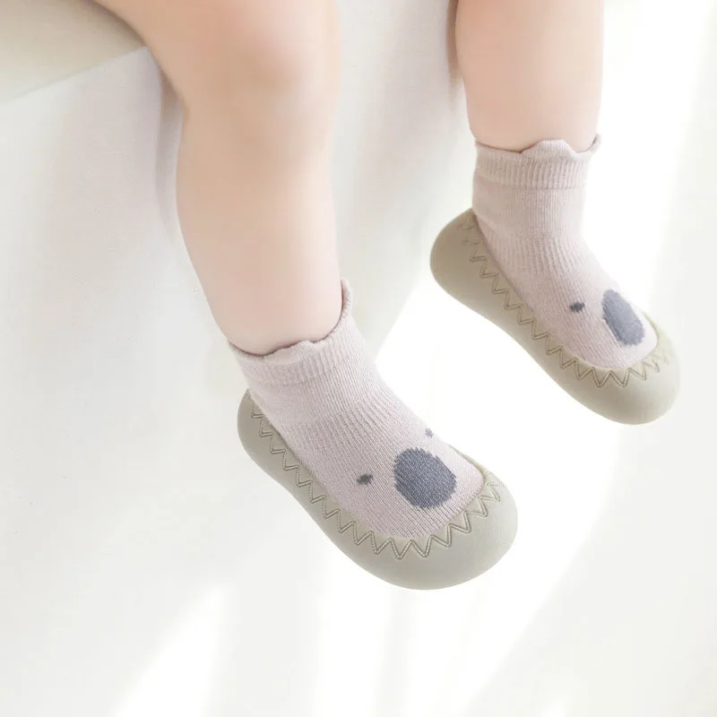 

Baby Shoes New Baby Cartoon Soft Soled Anti-skid Walking Shoes