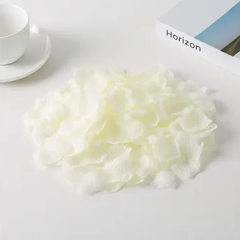 

Искусственные шелковые лепестки роз многоцветные