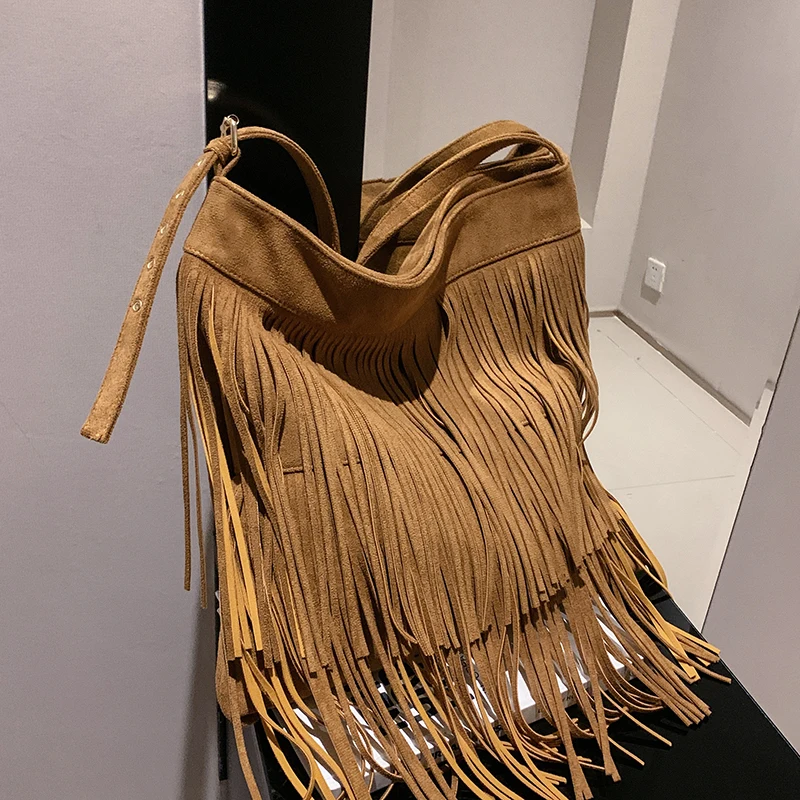 Bohemian Brown Personality Handbag for Women 2023 Summer women's Bag Large capacity retro shoulder crossbody Tassel bags purse
