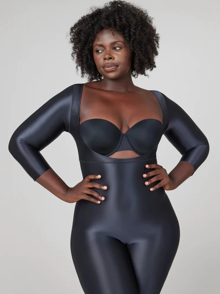 Бесшовное утягивающее белье без бюстгальтера с открытой промежностью глянцевое