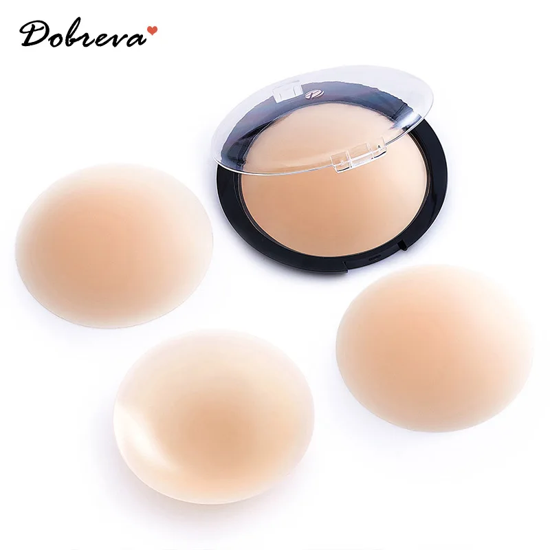 DOBREVA 2 Pairs Women Silicone Sticky Bra Adhesive Reusable Pasties Nipple Covers Invisible Bras Breast Petals with Travel Box