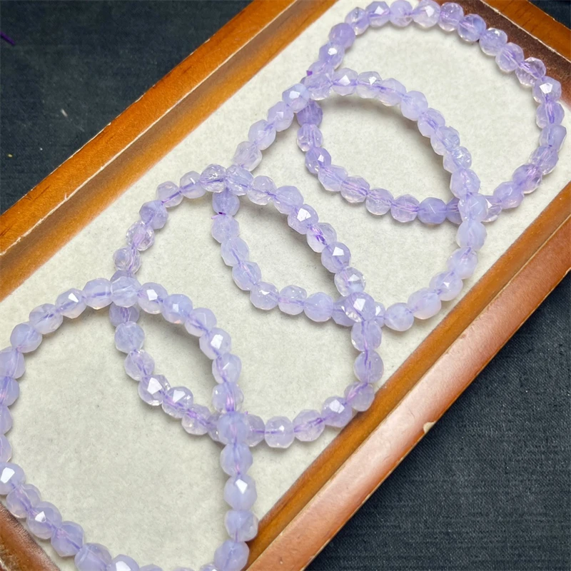 Детский браслет из яшмы