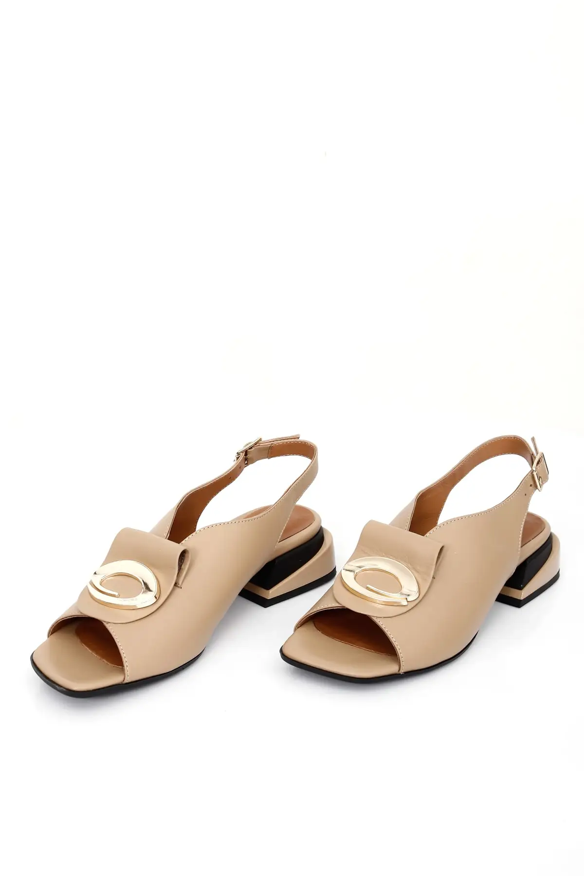 

Nut Gön Platinum genuine leather heels buckle women sandals 21712