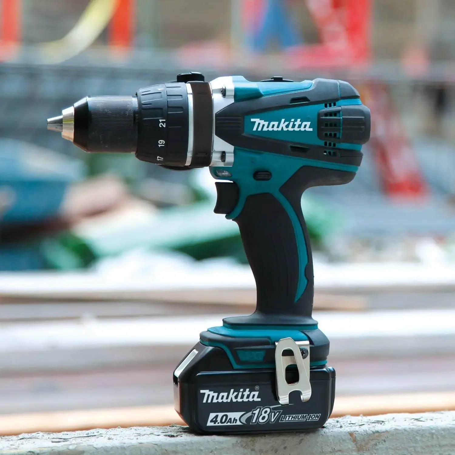 Makita XFD03M 18 В LXT литий-ионный аккумуляторный комплект драйвер-дрели 1/2 дюйма (4.0 Ач)