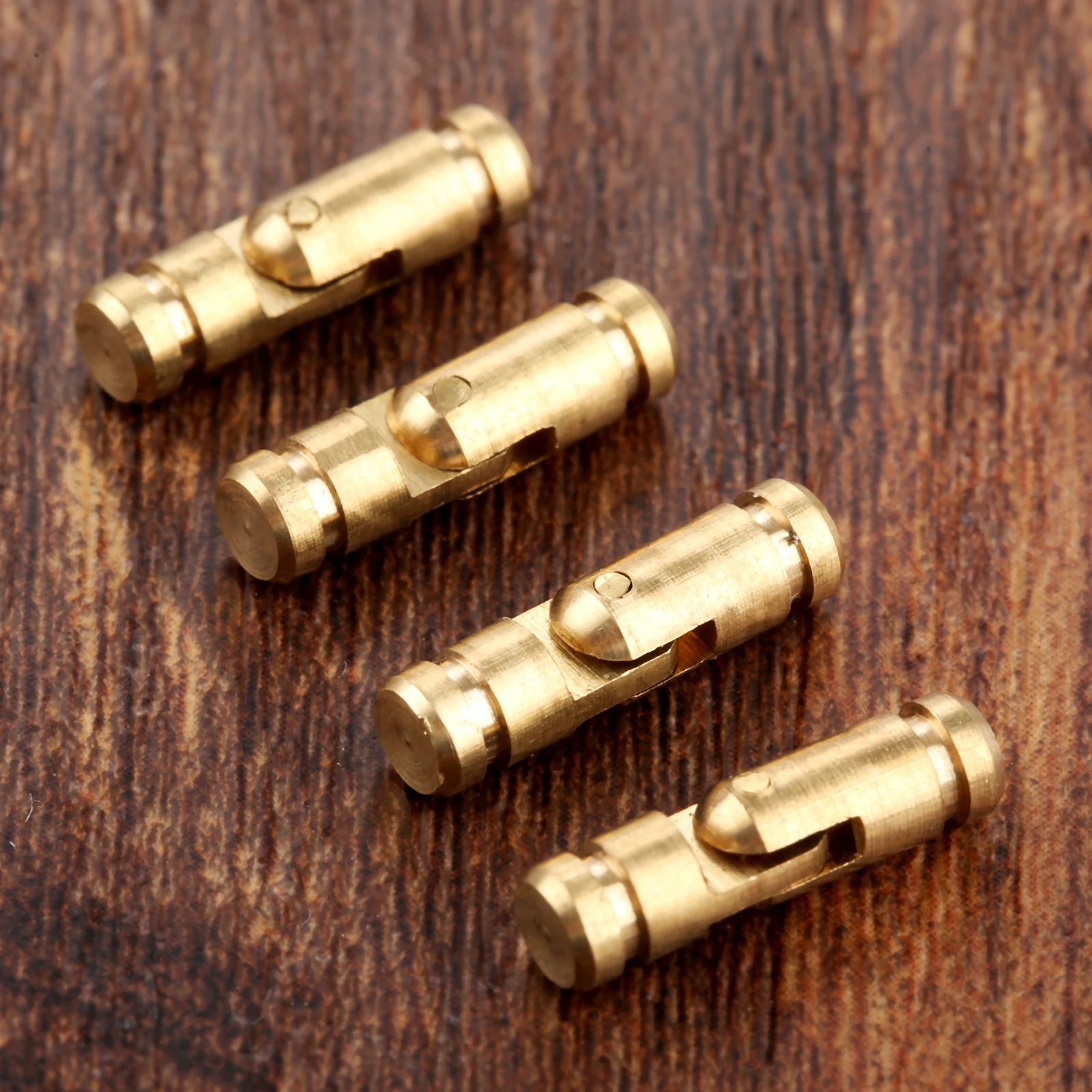 

Миниатюрные мебельные петли из меди 4 шт.