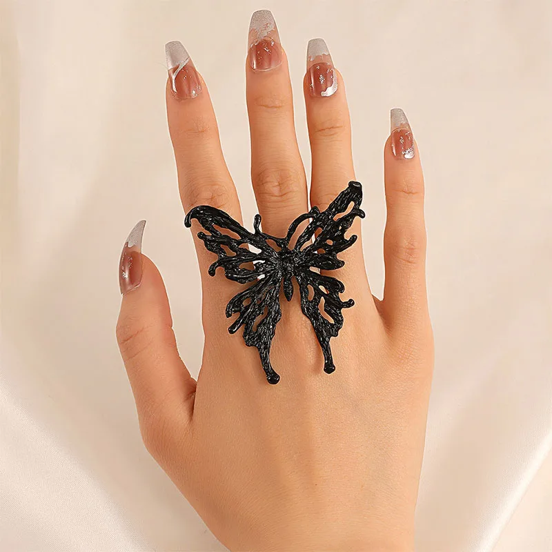 

Three-Dimensional Liquid Metal Big Butterfly Ring Female Ins Retro Niche Fashion Exaggerated Temperament Ring Tide Wholesale