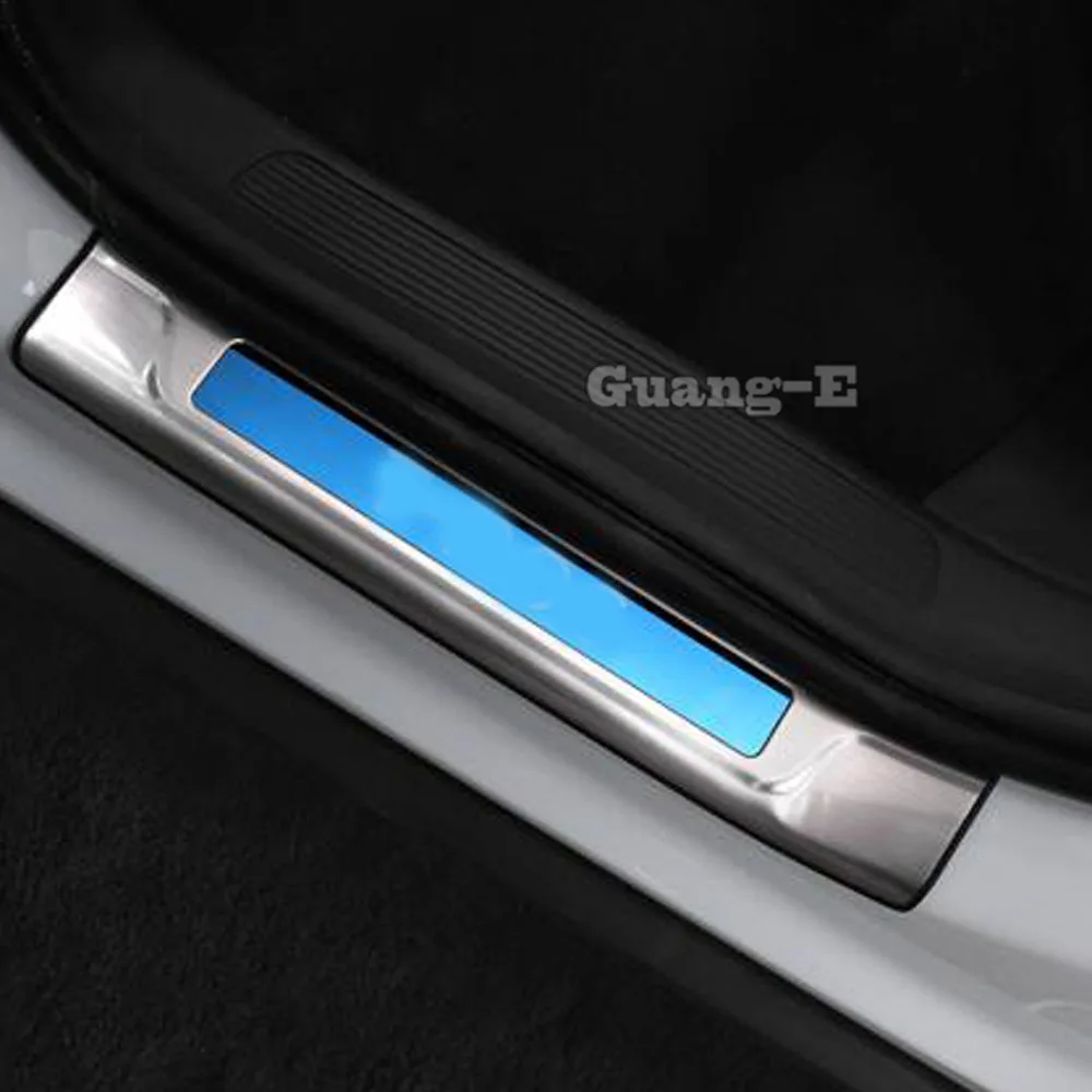 

For Volkswagen VW T-Roc Troc 2017 2018 2019 2020 2021 Car Stainless Steel Door Plate External Outside Threshold Pedal Frame Trim