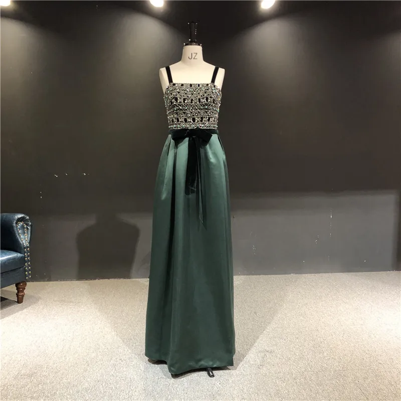 Новинка 100% реальные фотографии темно-зеленый Атласный топ тяжелые бисеры