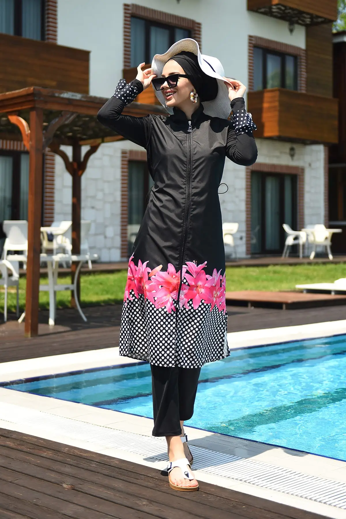 

Muslim Burkinis Design Fully Covered Floral Effect Black Swimwear Modest Summer Clothing Hijab Sport Swimsuit