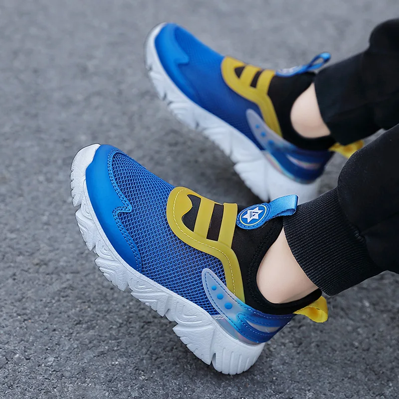2023 New Children Shoes Summer Breathable Kids Running Shoes Slip on Girls Sport Shoes Mesh Fashion Boys Sneakers Shoes